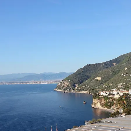 Balcone Sul Vesuvio * Vico Equense