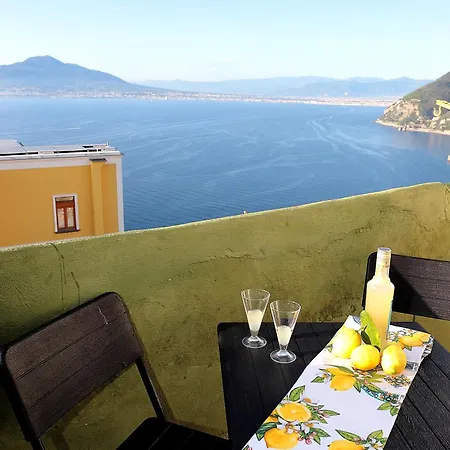 Balcone Sul Vesuvio *